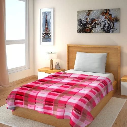 Best Offer: Iws Plain & Printed Blankets @ Rs.99