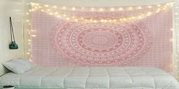 How to hang a Tapestry
